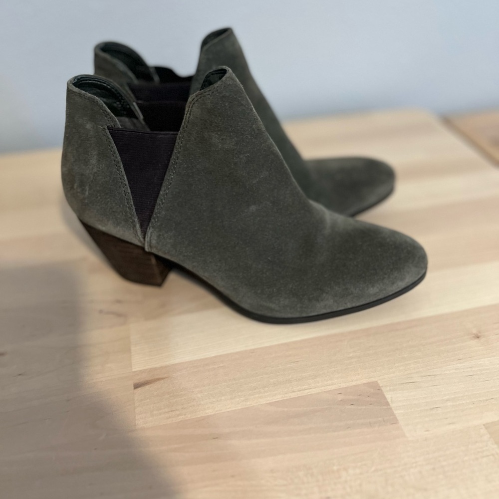 Guess Suede Booties With Block Heel Size 7 M